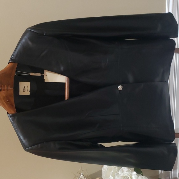 Nwt Elie Tahari size 12 jacket and 10 and 6 and 8 - Picture 12 of 12